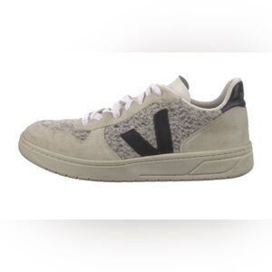 Veja V-10 basketball sneakers recycled fabric vegan leather size 39